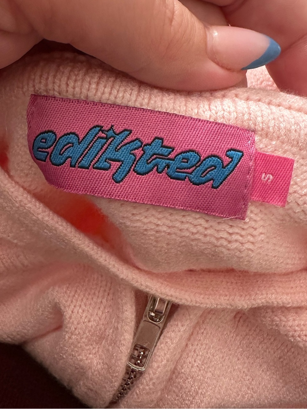 Edikted Sweater - Picture 2 of 6